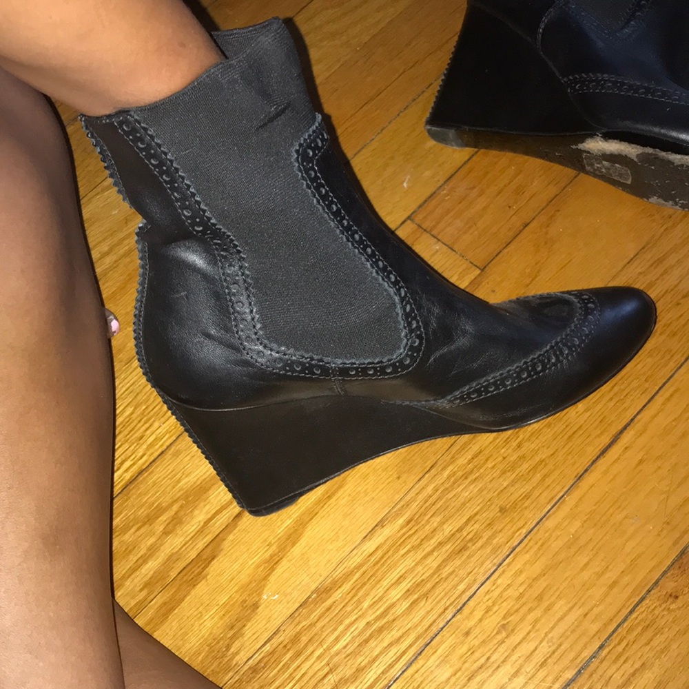 Boots - Picture 8 of 8